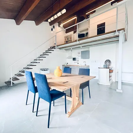 Guest house Deltasol